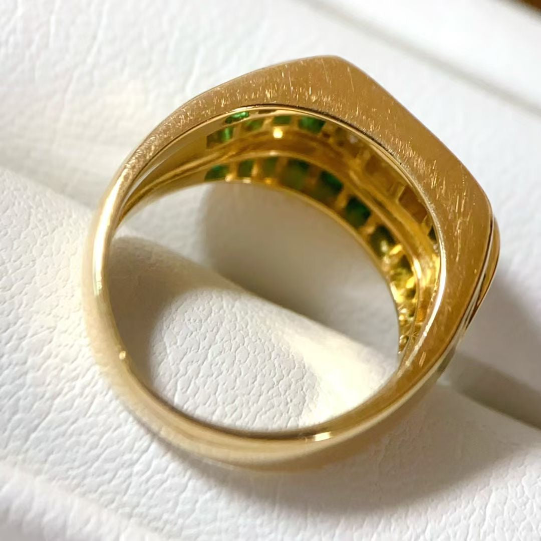 Emerald ring