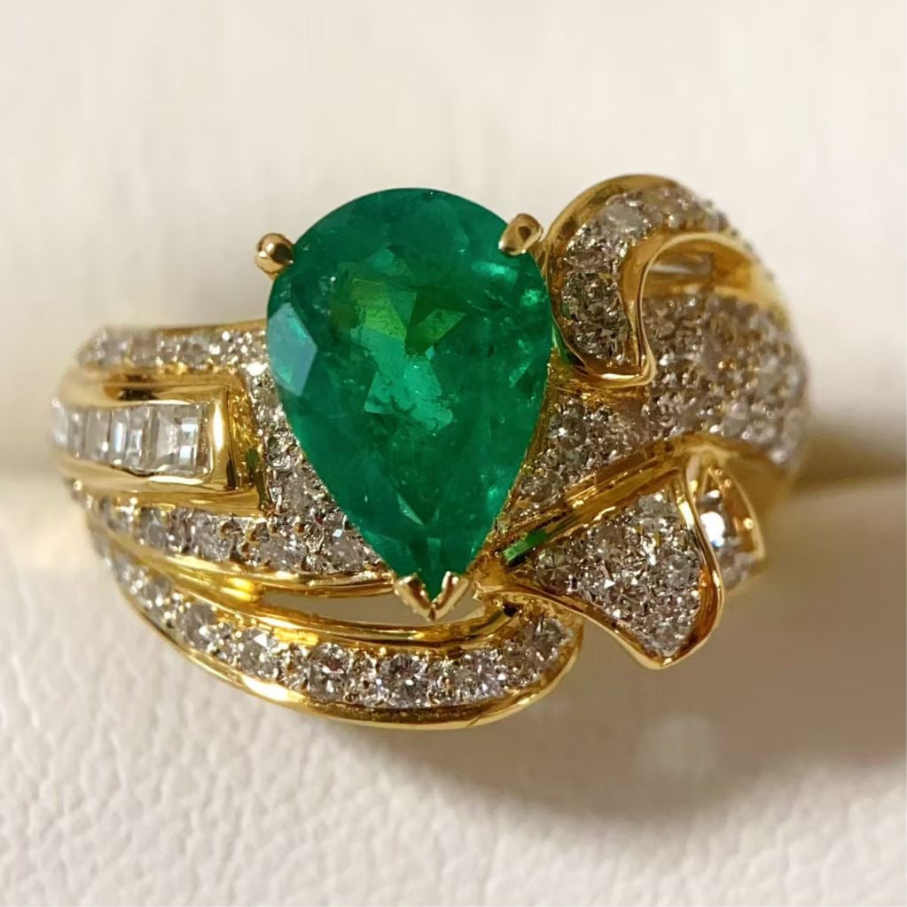 Emerald ring