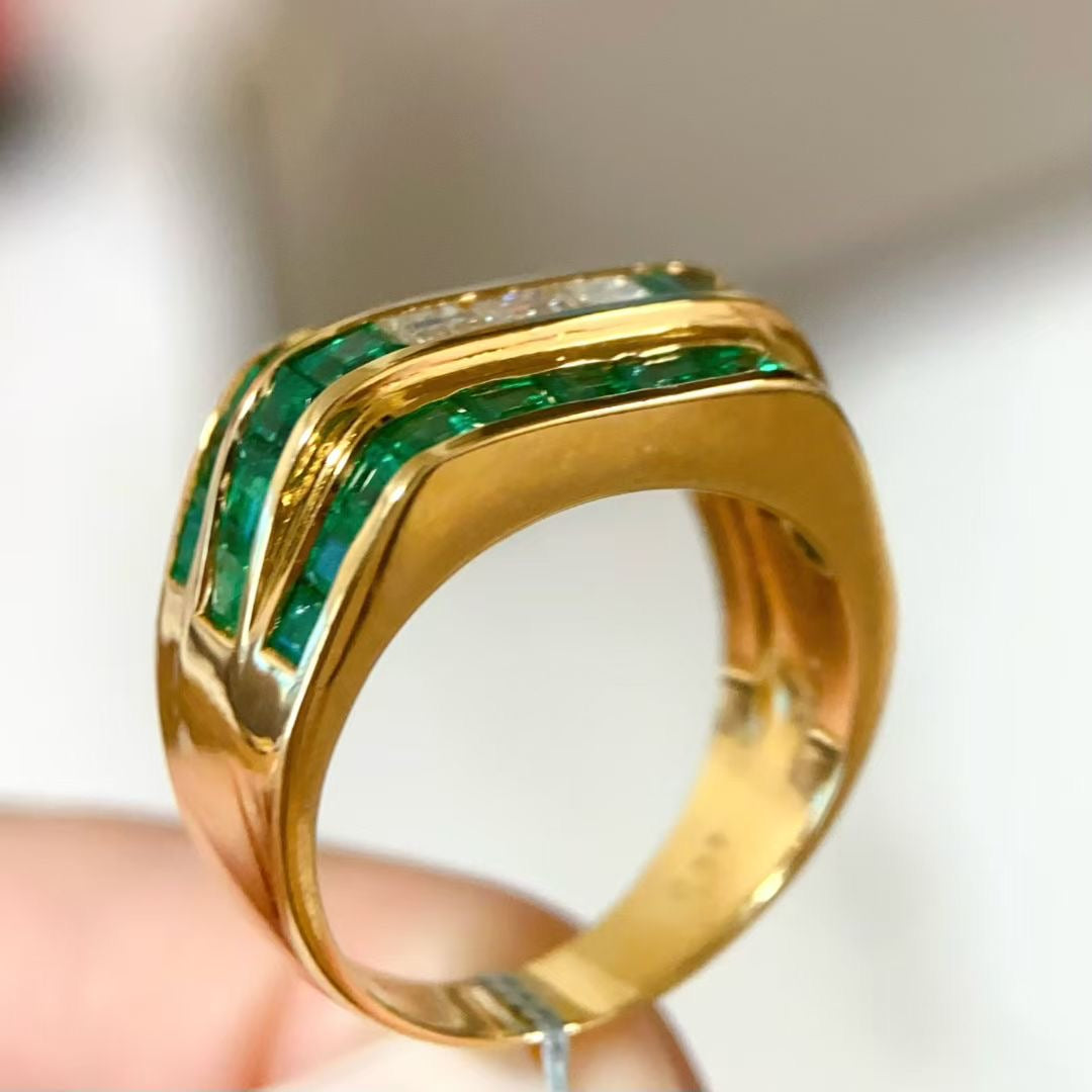 Emerald ring