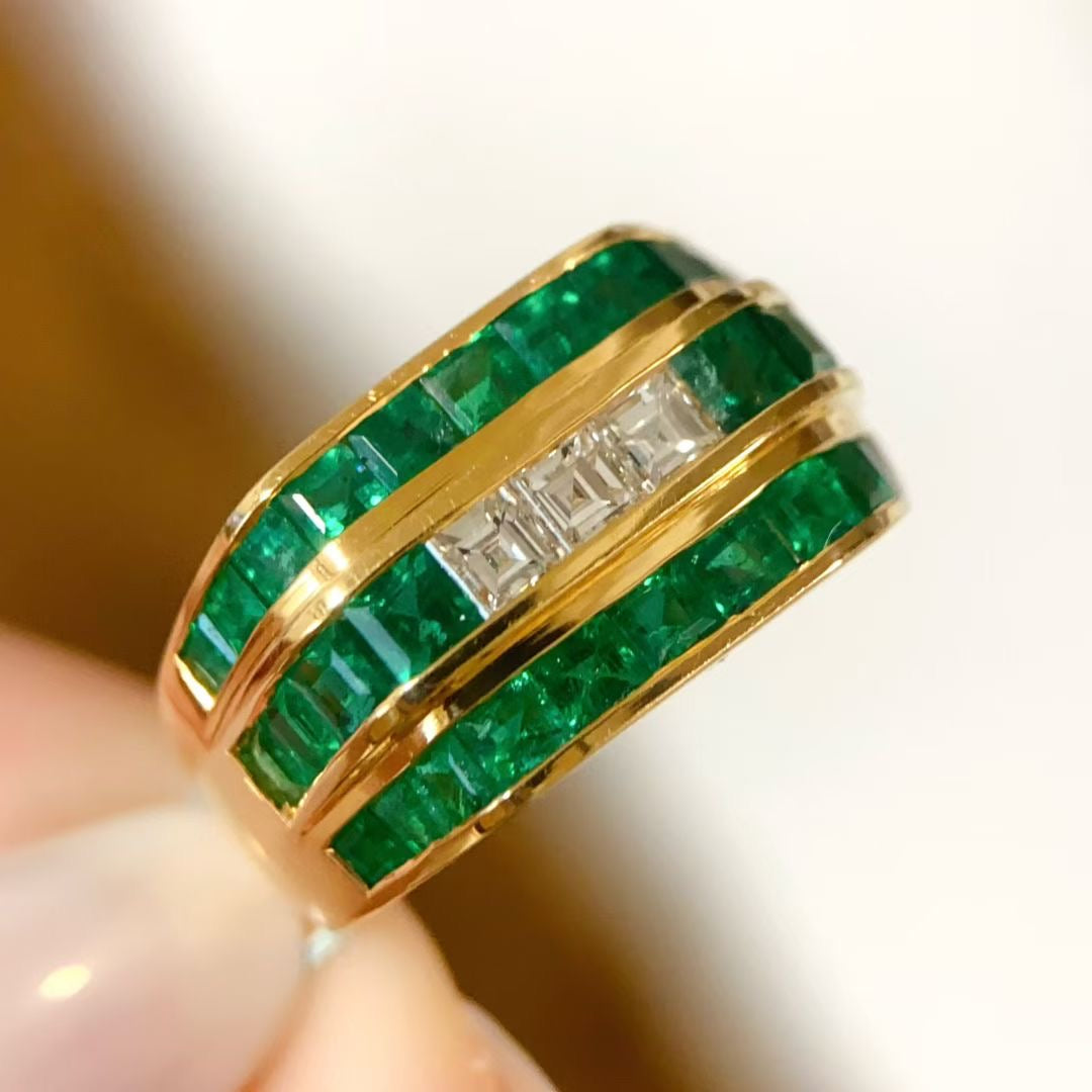 Emerald ring