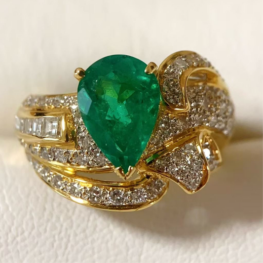 Emerald ring