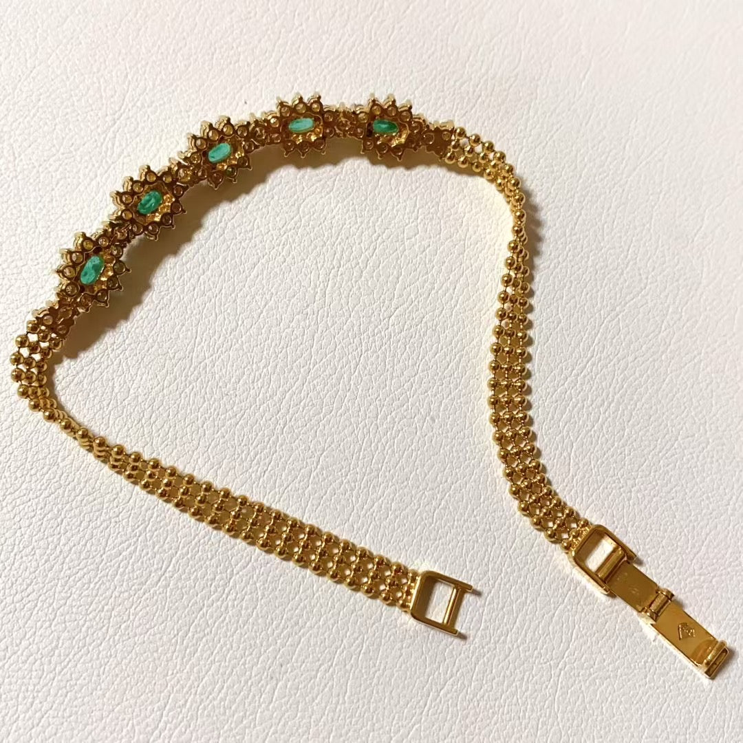 Emerald bracelet