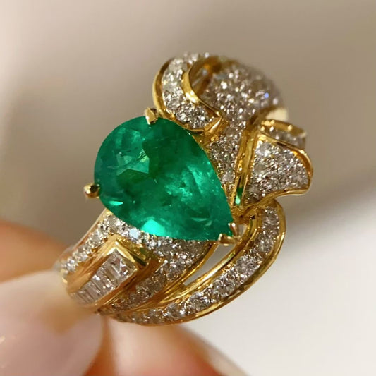 Emerald ring